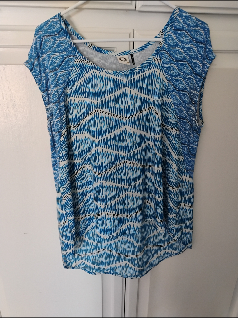 Blue Patterned Cap-Sleeve Women’s Top